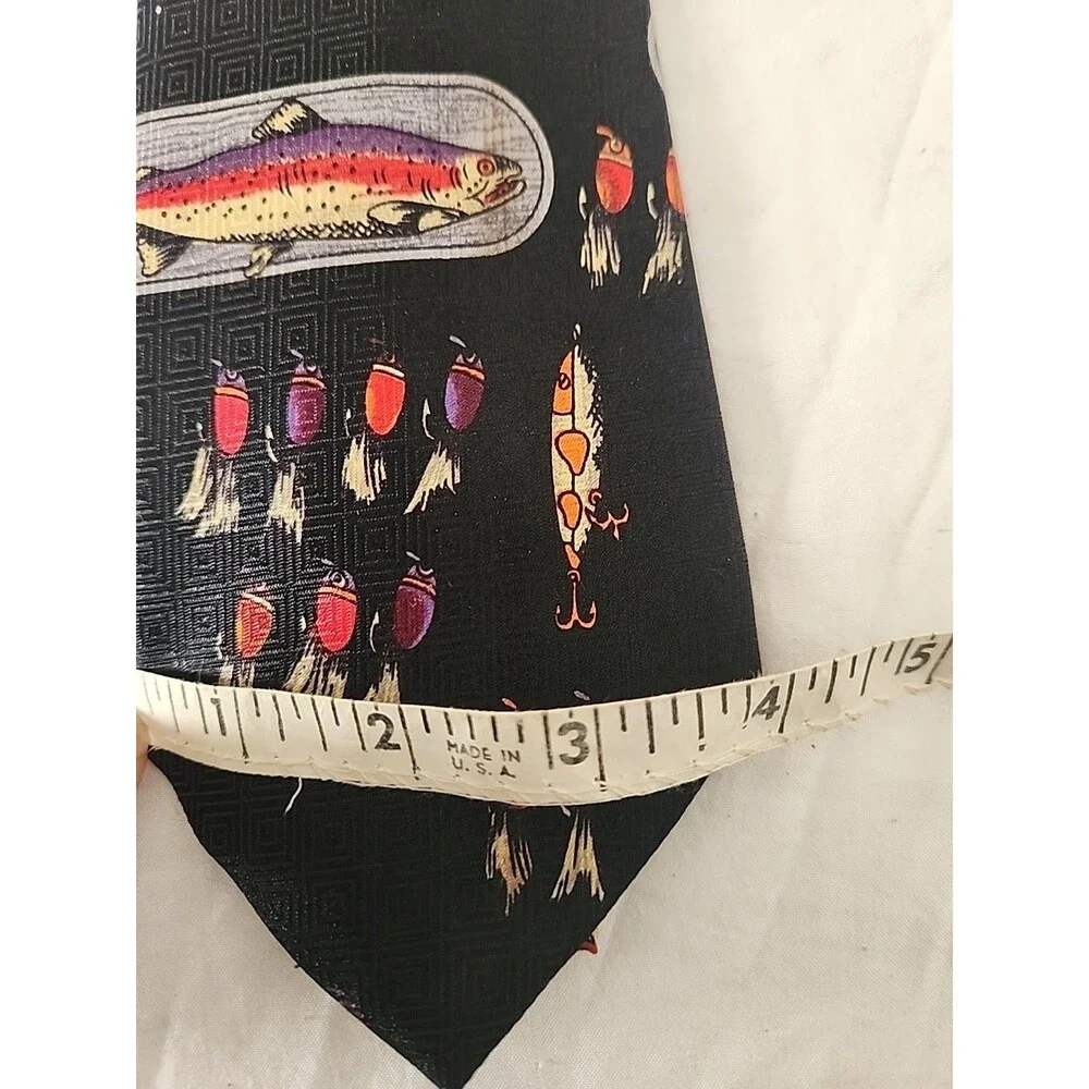 Fun Vintage Fishing Theme Tie